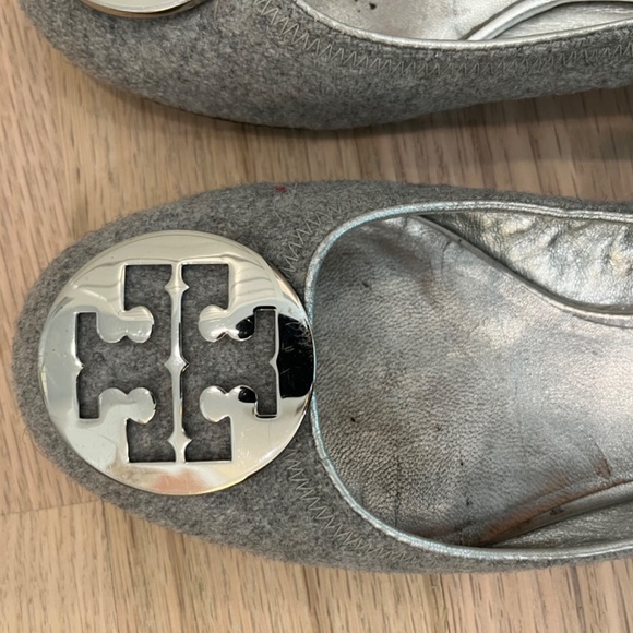 Gray wool Tori Burch slip on ballet flats - Picture 2 of 5